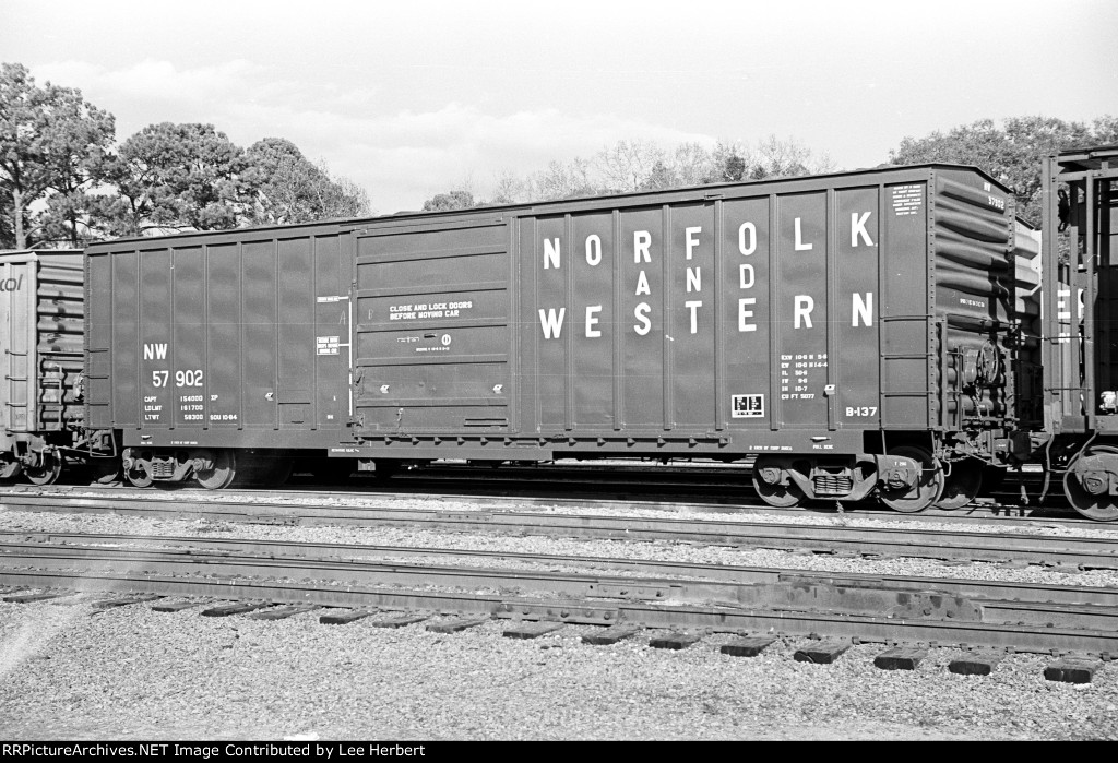 N& W 57902